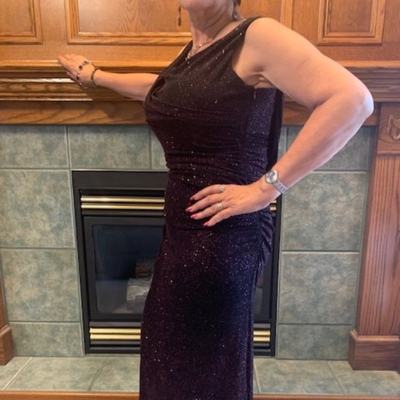 Black with burgandy threading - Picture 2 of 3